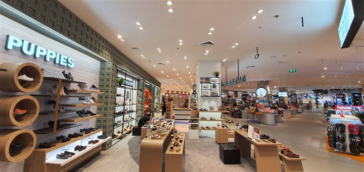 ฝ้าเพดานและผนัง · Shoes & Bags The Mall งามวงศ์วาน