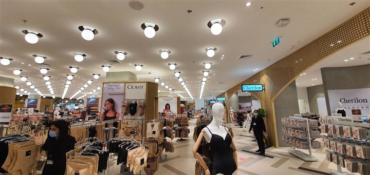 ฝ้าเพดานและผนัง · Boutique The Mall งามวงศ์วาน